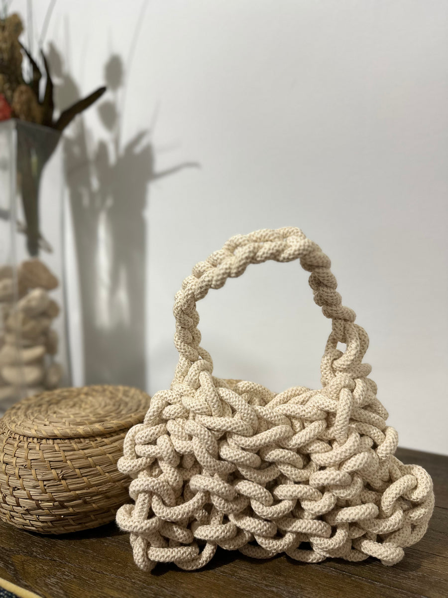 SMALL KNIT BAG