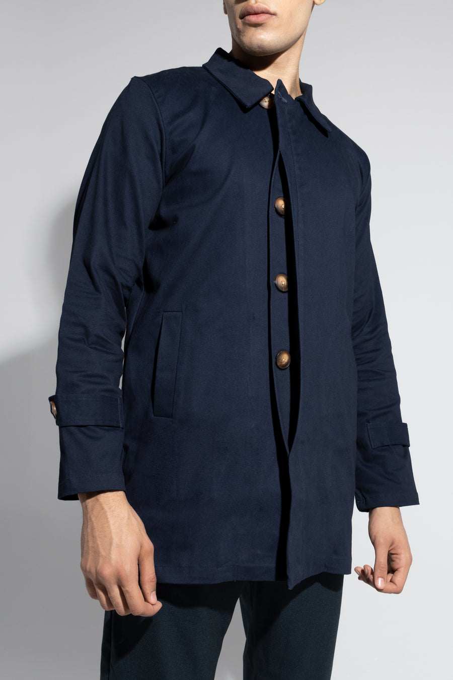 SINGLE-BREASTED COAT